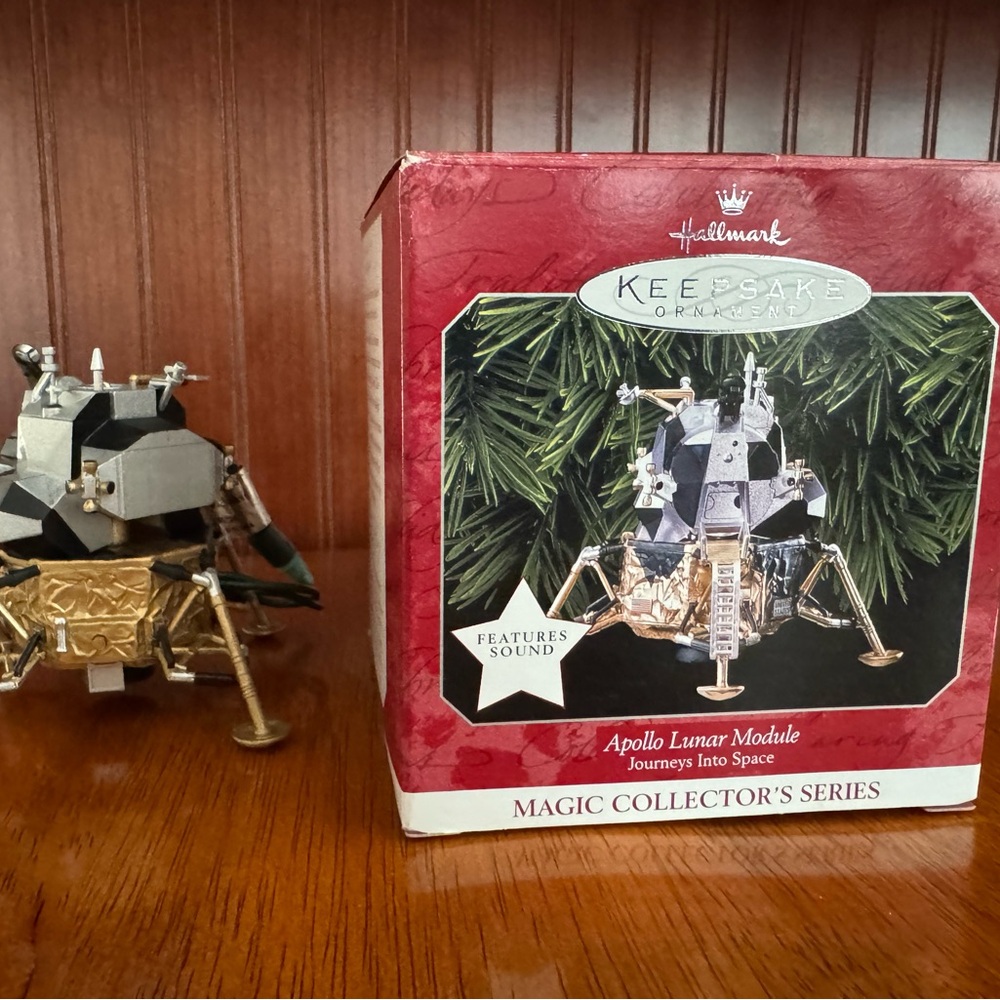 Hallmark Keepsake Apollo Lunar Module Ornament